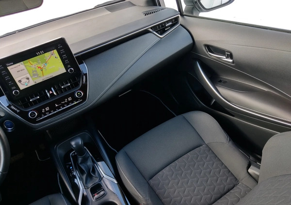 Toyota Corolla cena 86500 przebieg: 14000, rok produkcji 2019 z Chęciny małe 191